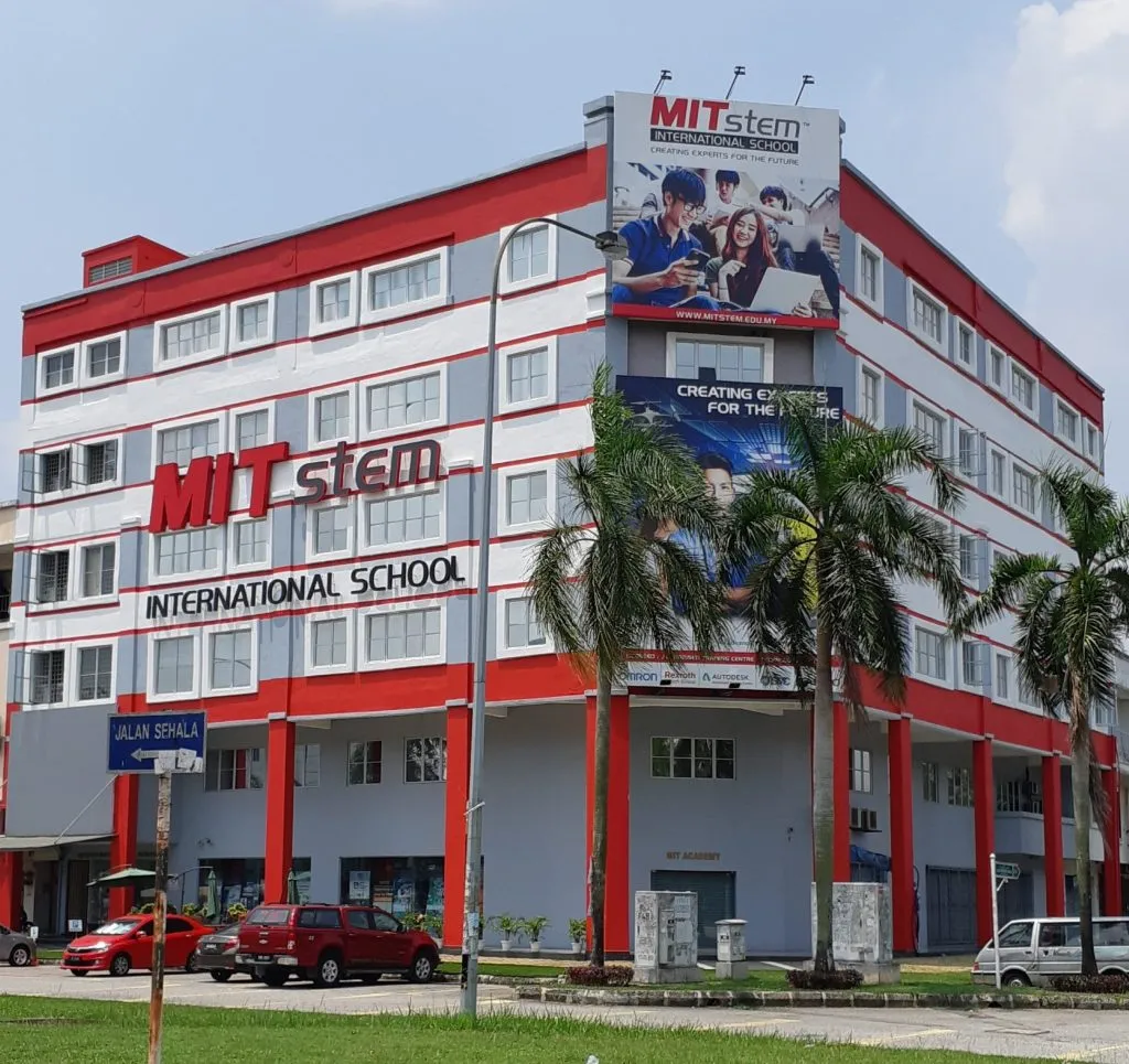 MITstem International School