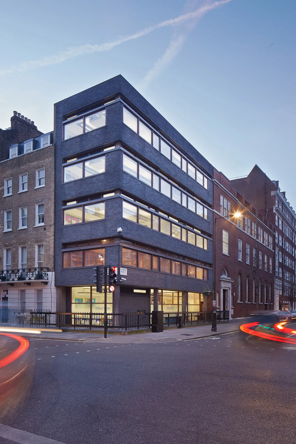 Halcyon London International School