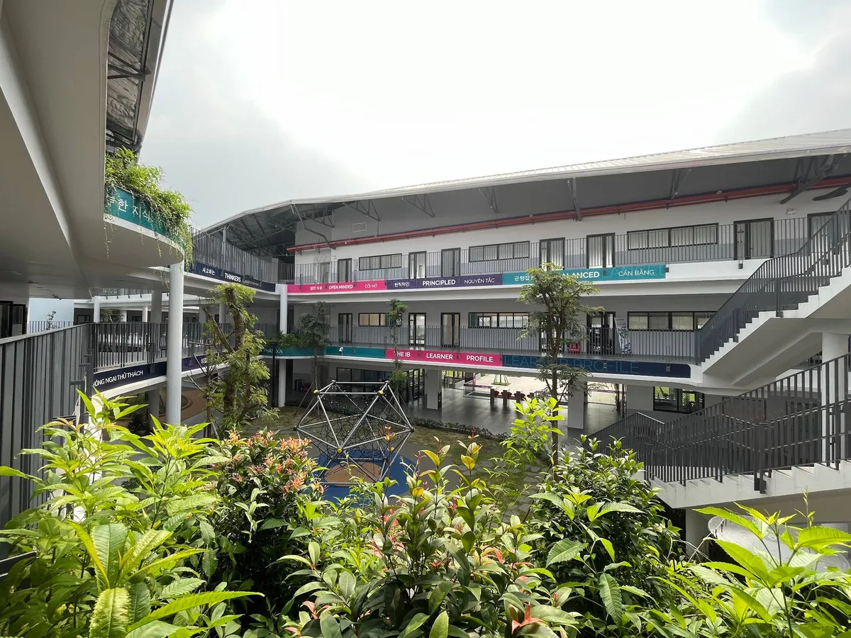 Westlink International School