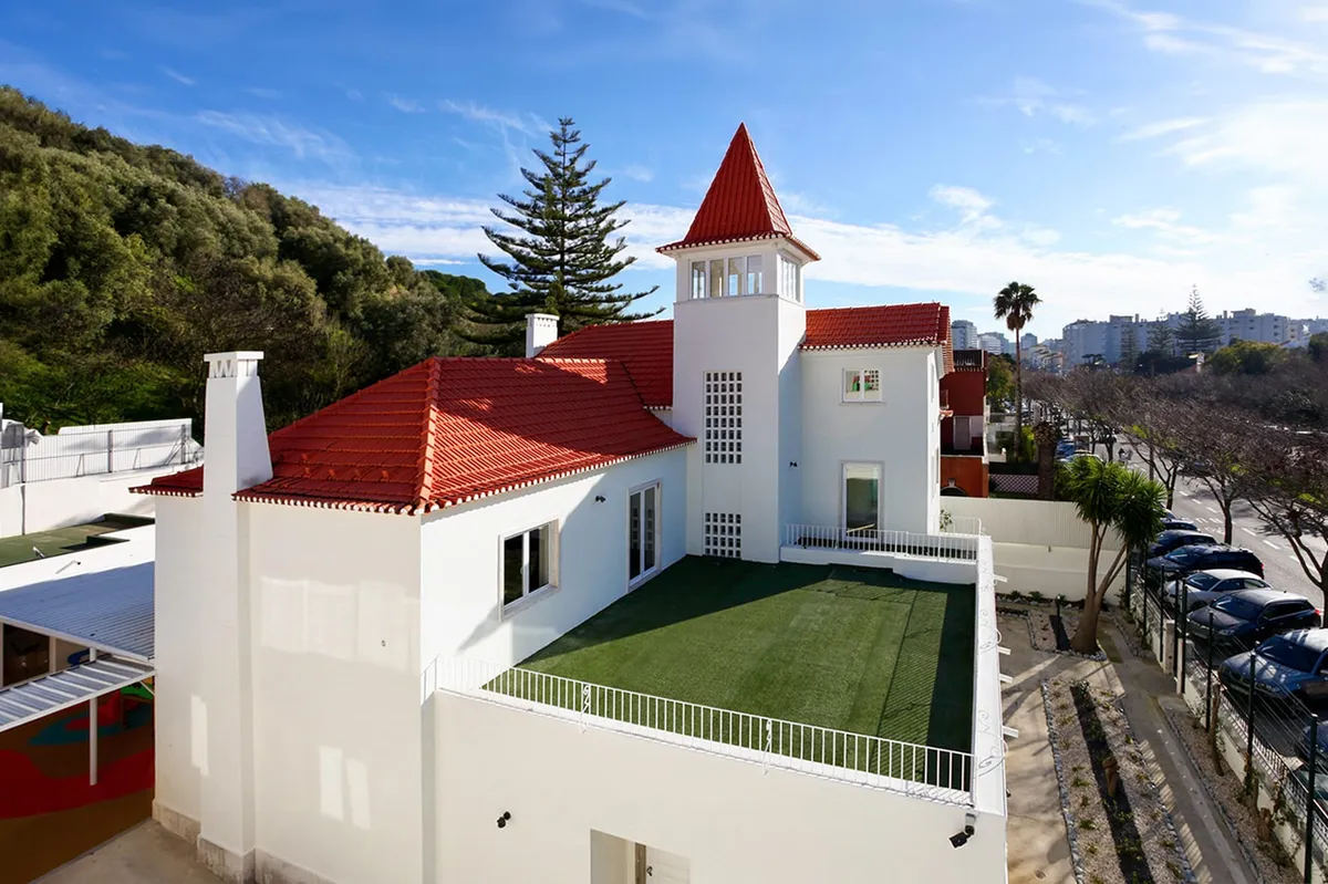 Astoria International School