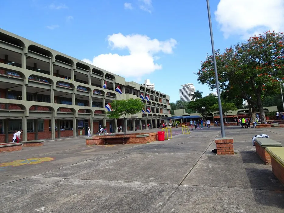 Goethe Schule Asunción / Colegio Goethe Asunción