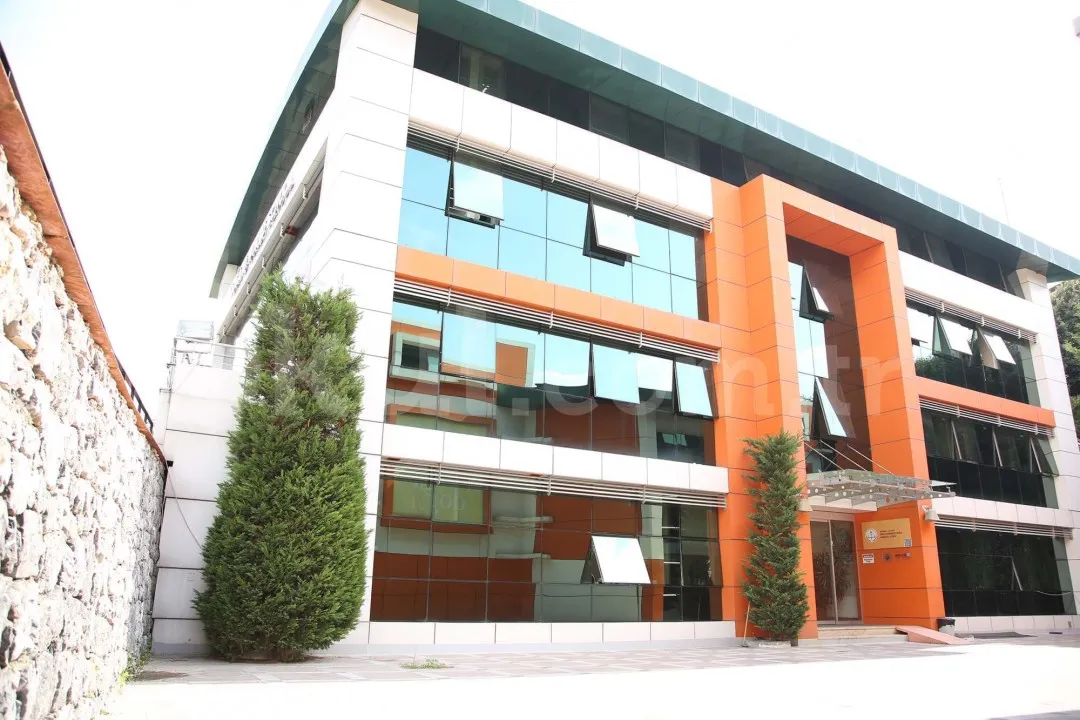 Özel Acarkent Doga Anadolu Lisesi