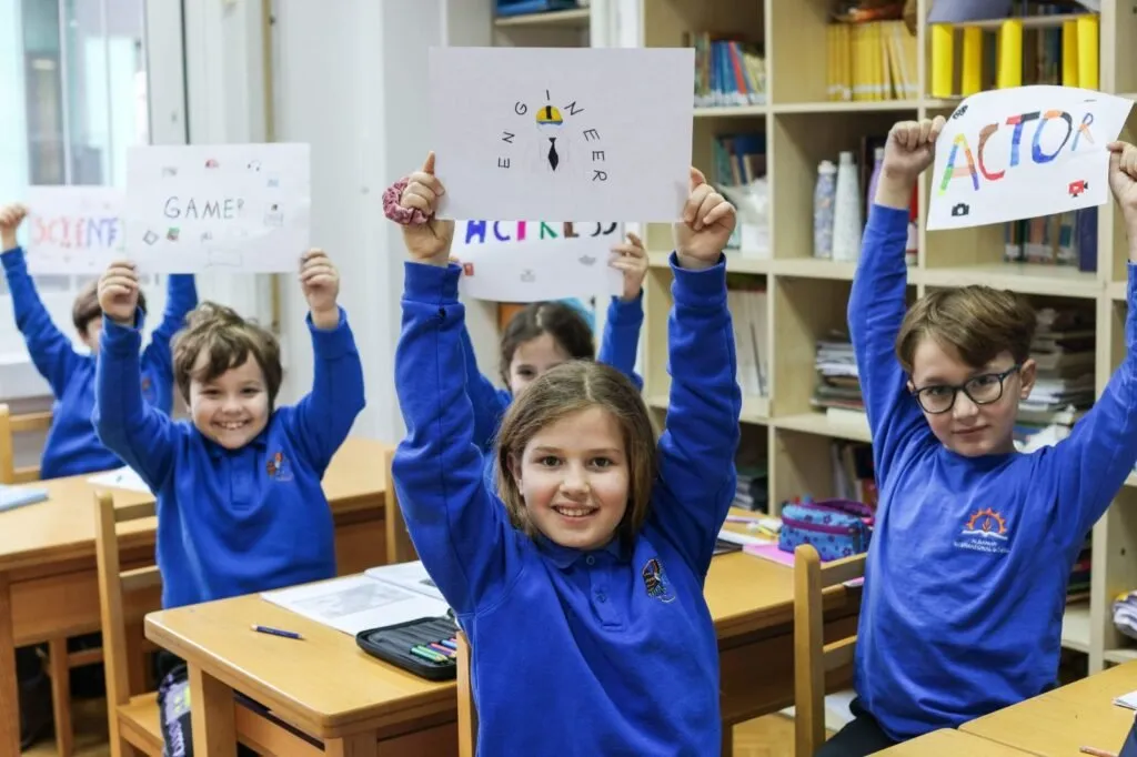 Albanian International School