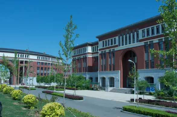 Maple Leaf Foreign Nationals' School Dalian