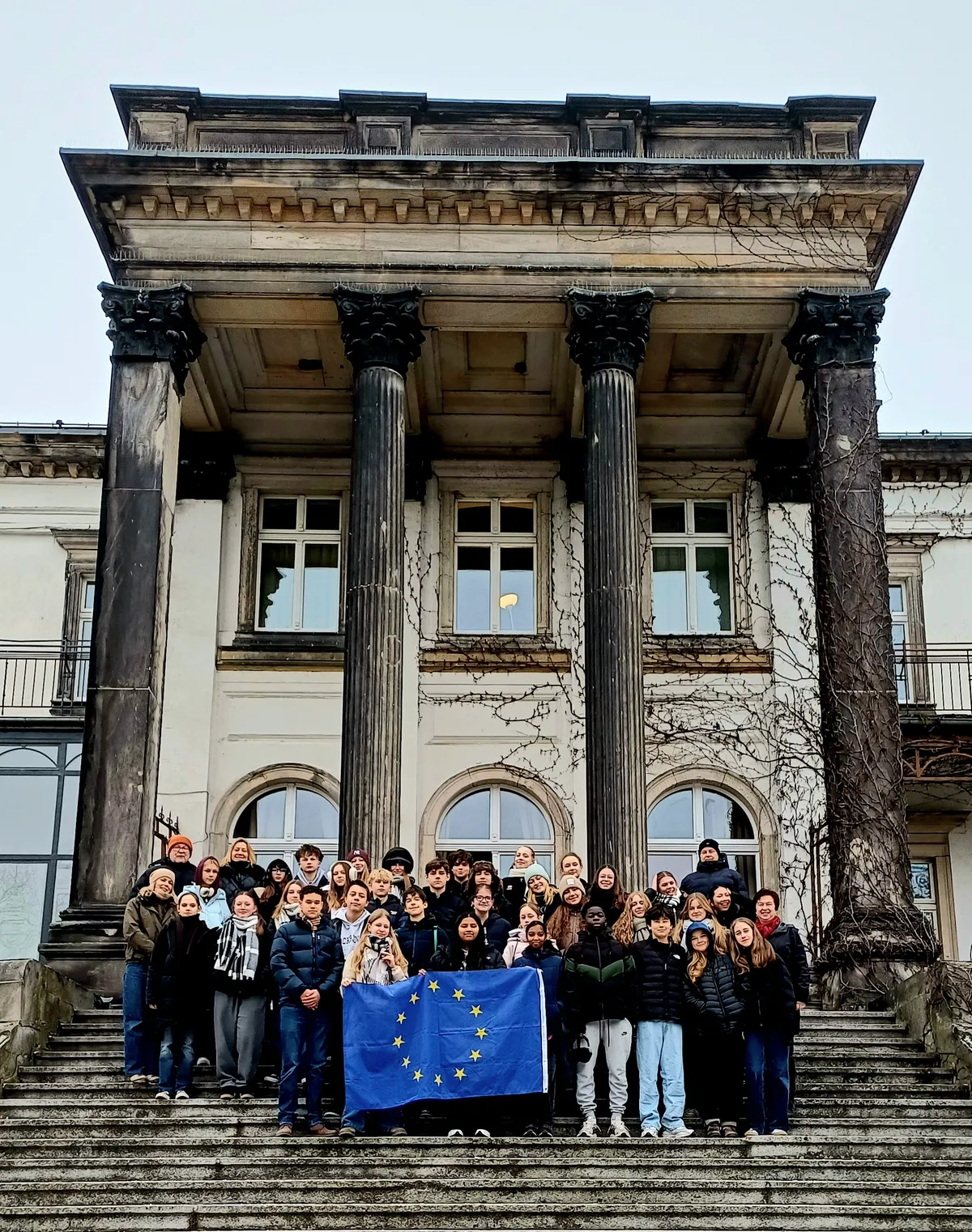 Nelson Mandela School — photo 1