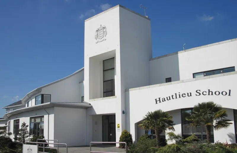 Hautlieu School
