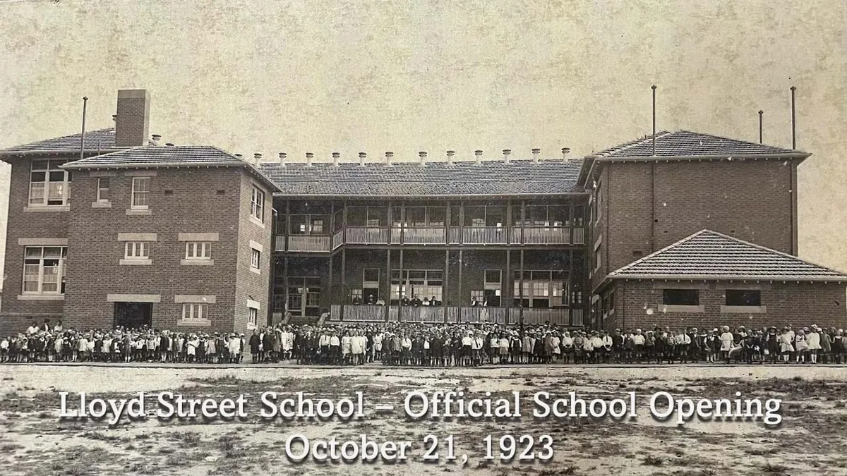 Lloyd Street School
