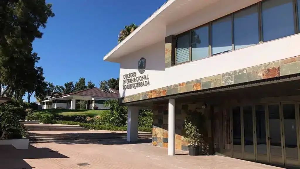 Torrequebrada International College