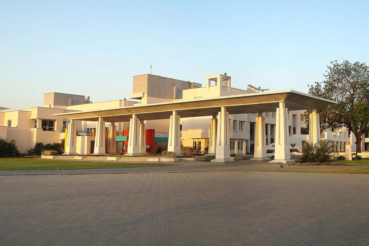 Navrachana International School,Vadodara