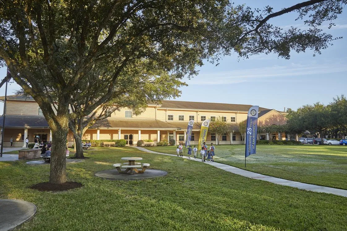 The Honor Roll School