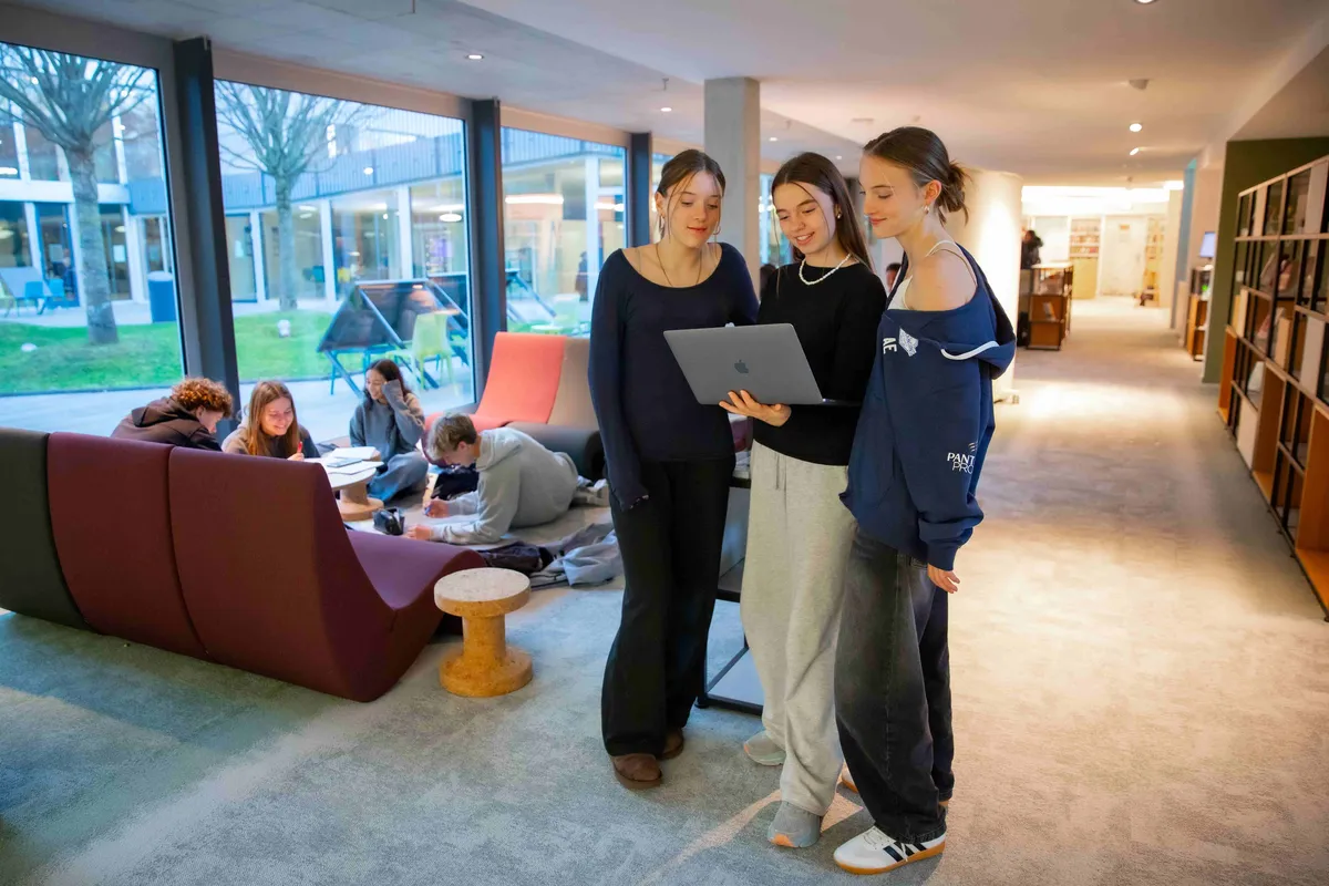 International School Lausanne — photo 3