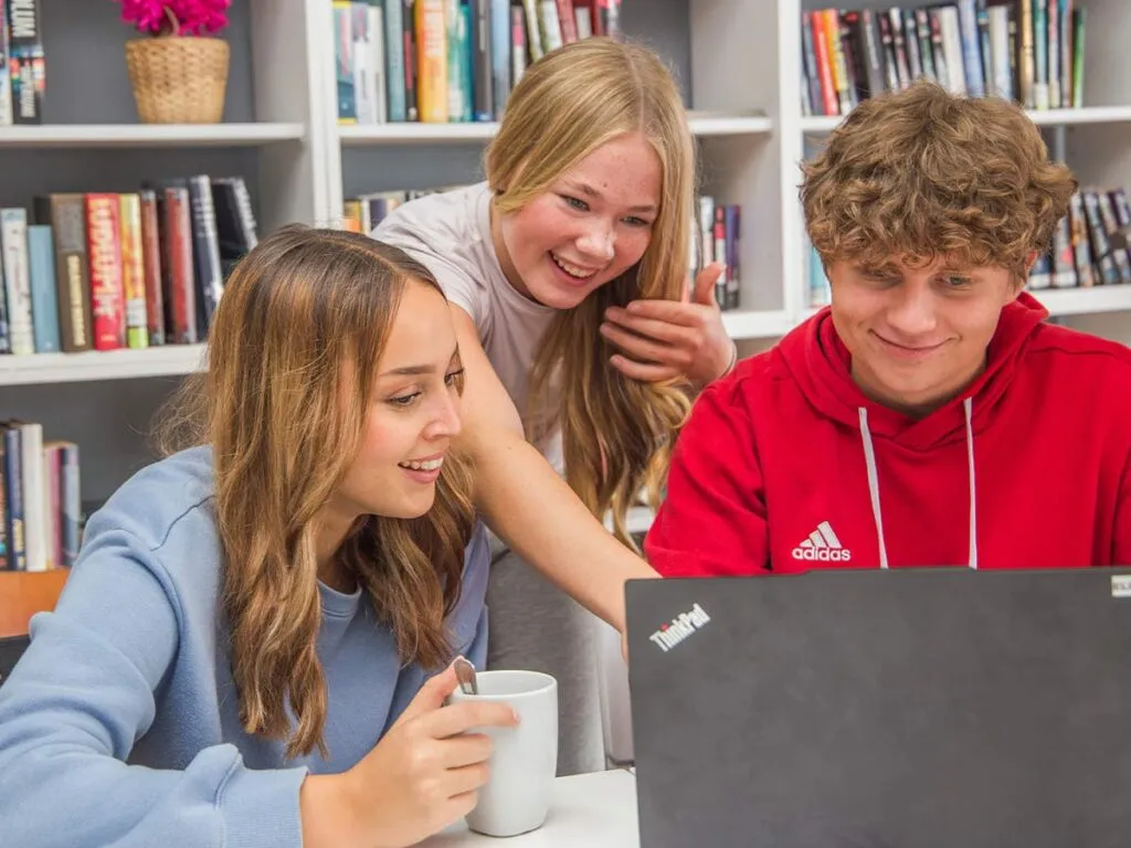 Colegio Finlandés — photo 4