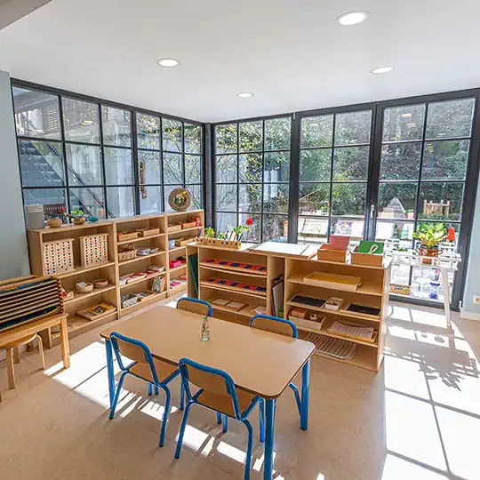 Stepping Stones Bilingual School