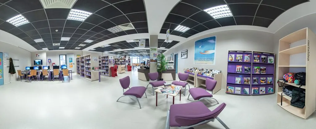 Lycée Français Anna de Noailles — photo 1