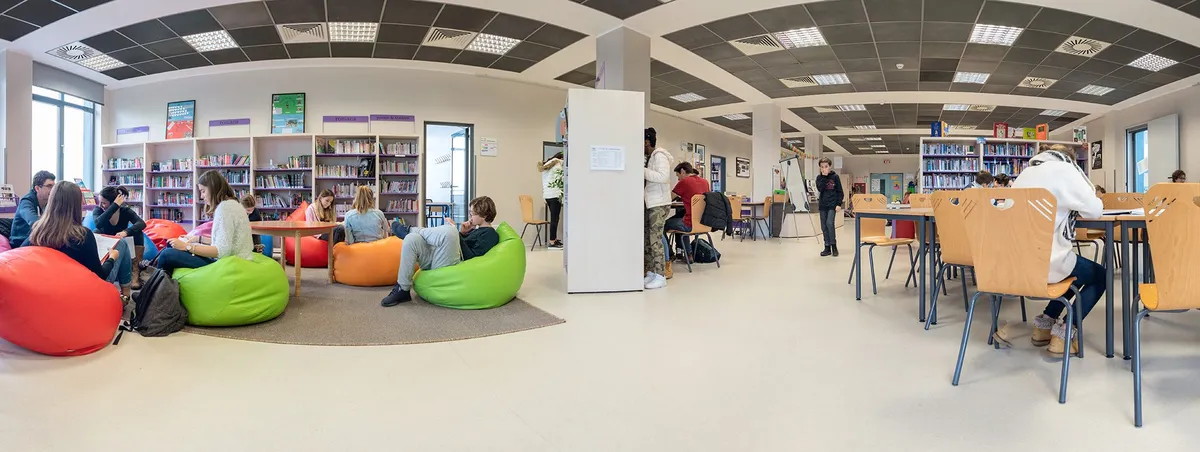 Lycée Français Anna de Noailles — photo 5