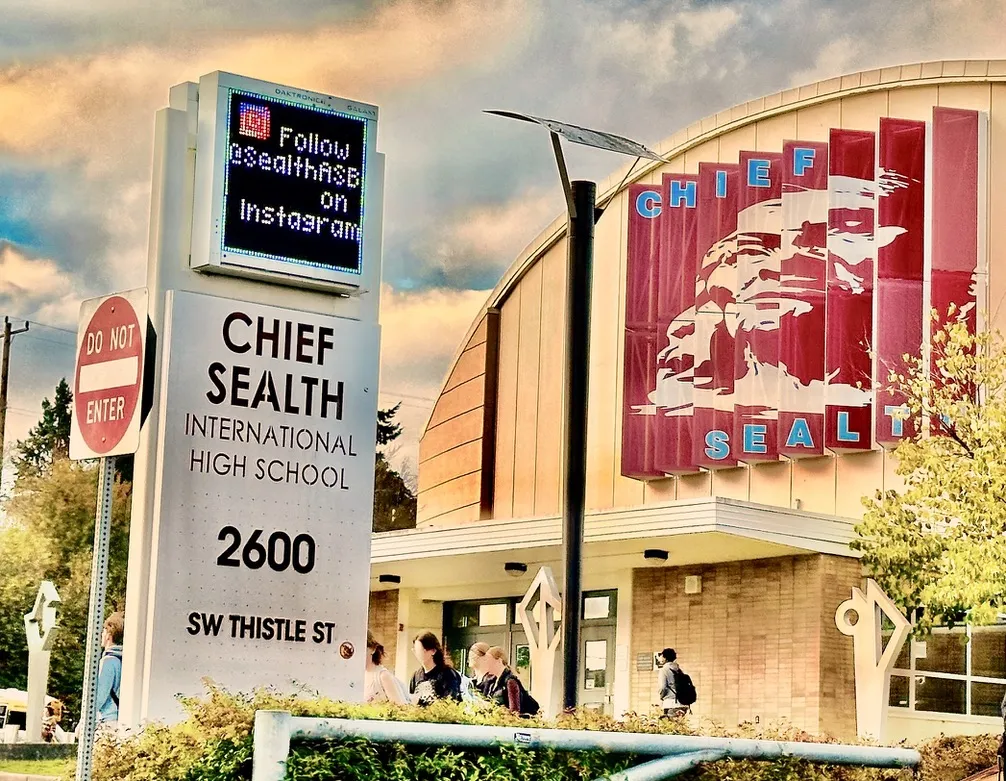 Chief Sealth International High School