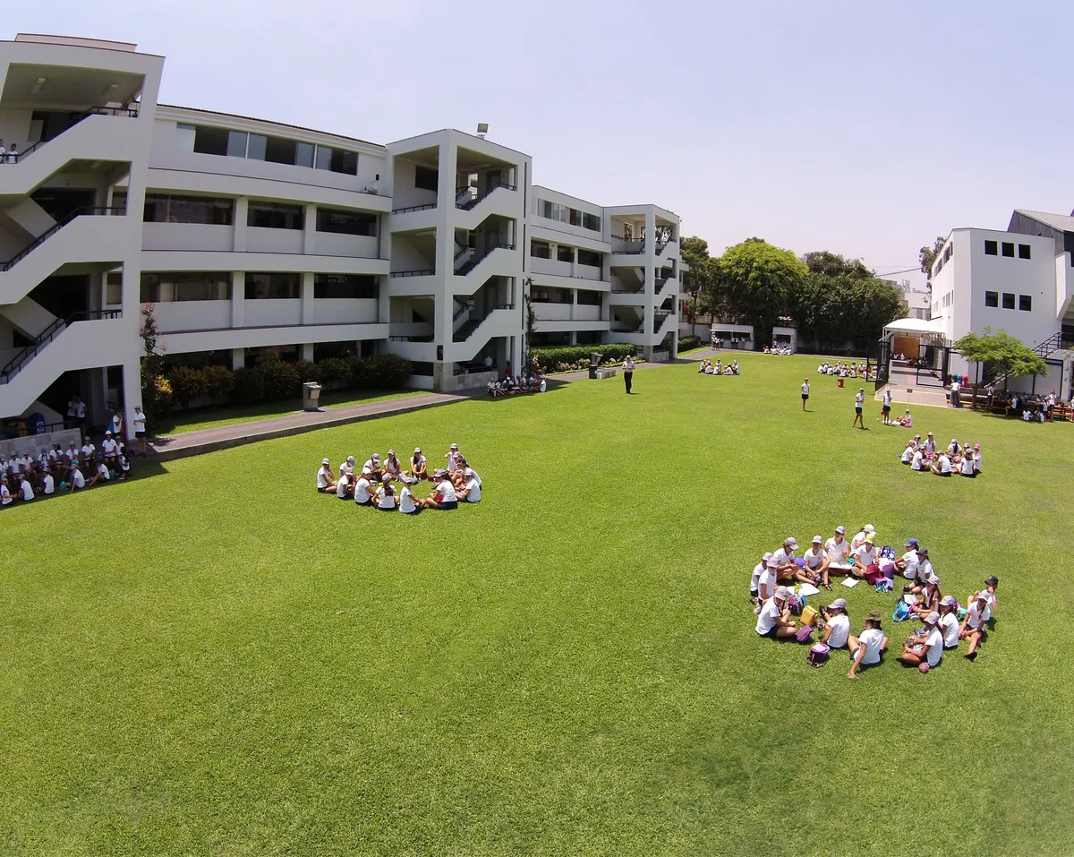 San Silvestre School