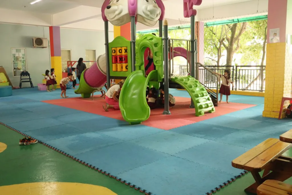 East-West International School — photo 4