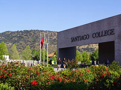 Santiago College