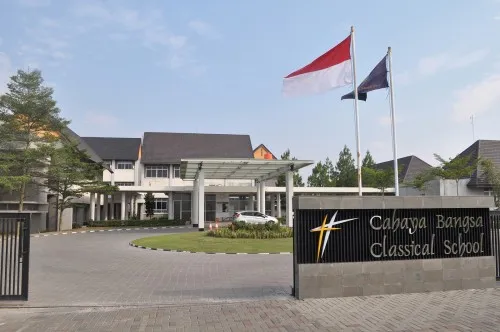 Cahaya Bangsa Classical School