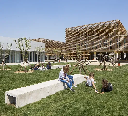 Lycée Français International Charles de Gaulle de Pékin — photo 1