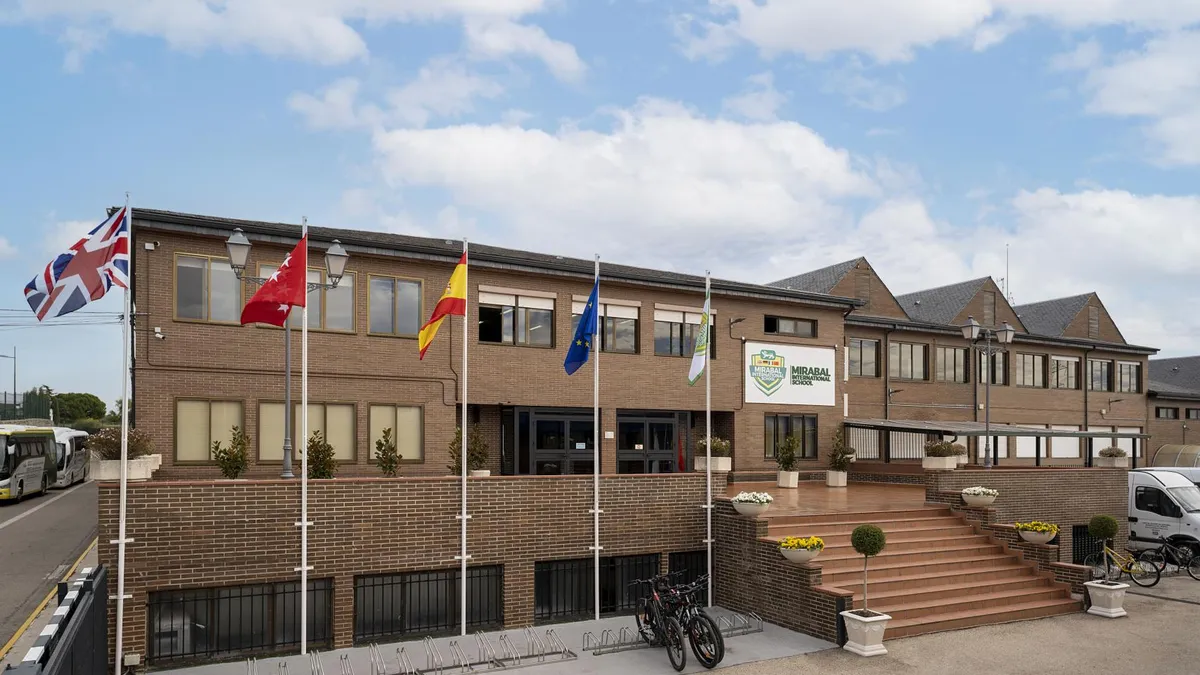 Mirabal International School