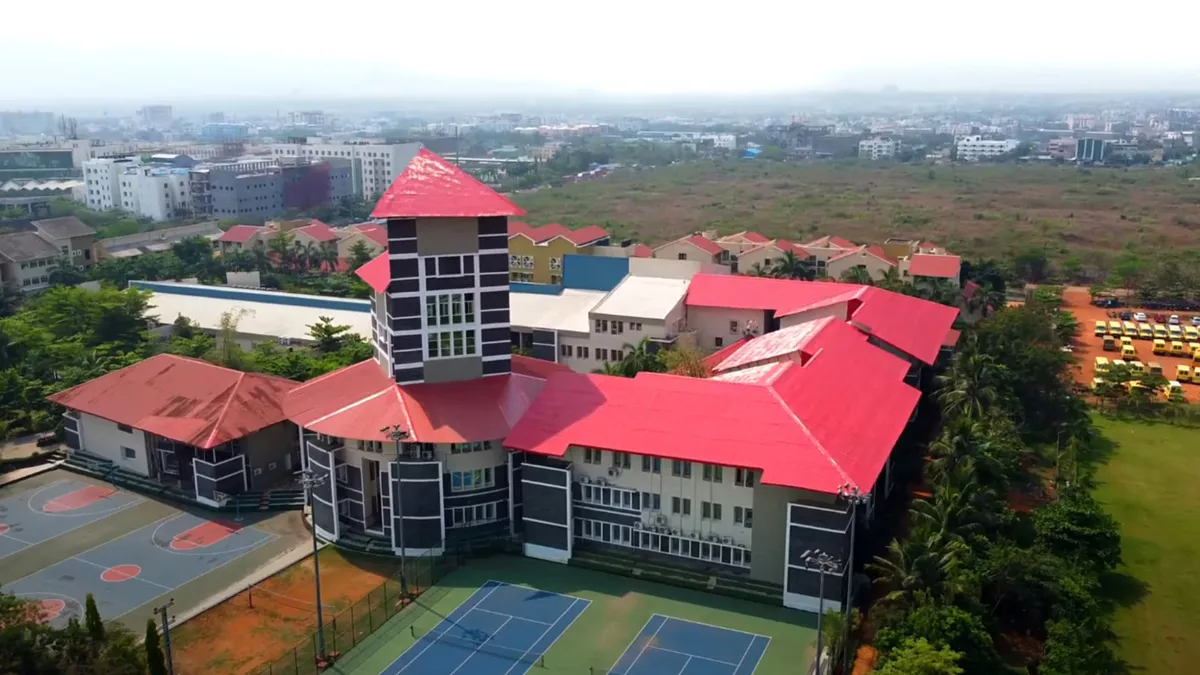 KiiT International School