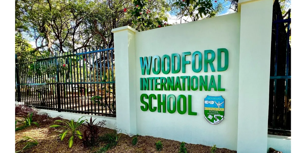 Woodford International School