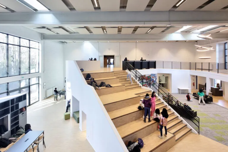 The Antwerp International School