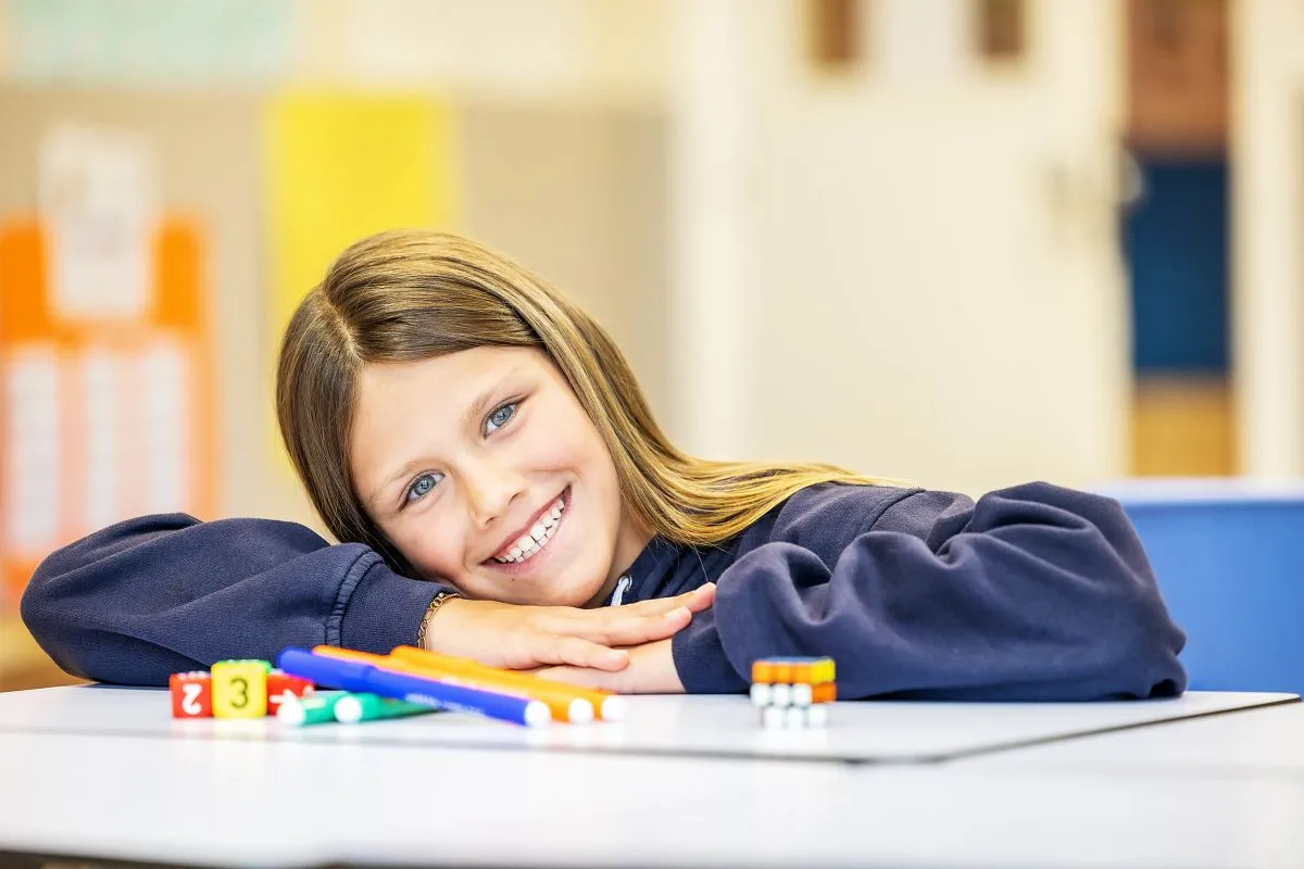 Agora Andorra International School