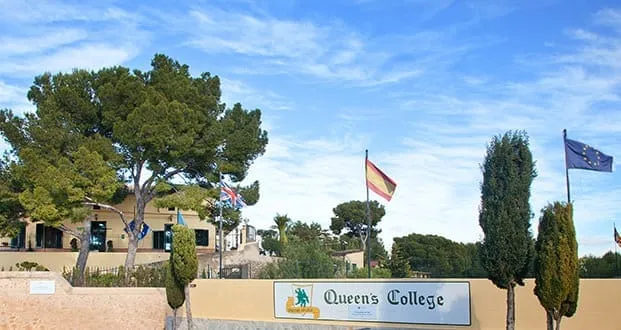 Queen's College