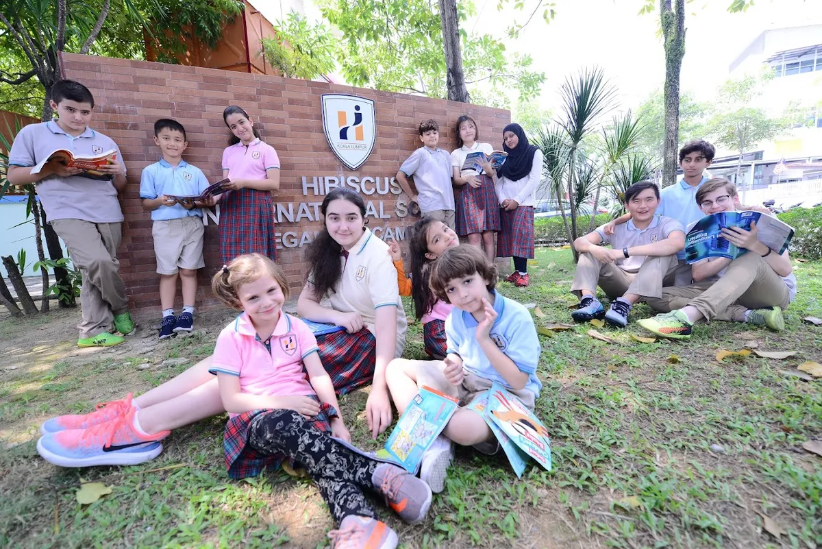 Hibiscus International School