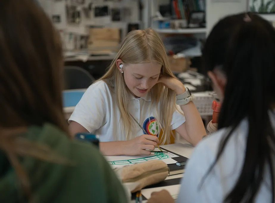 Wrocław Cosmopolitan School — photo 1