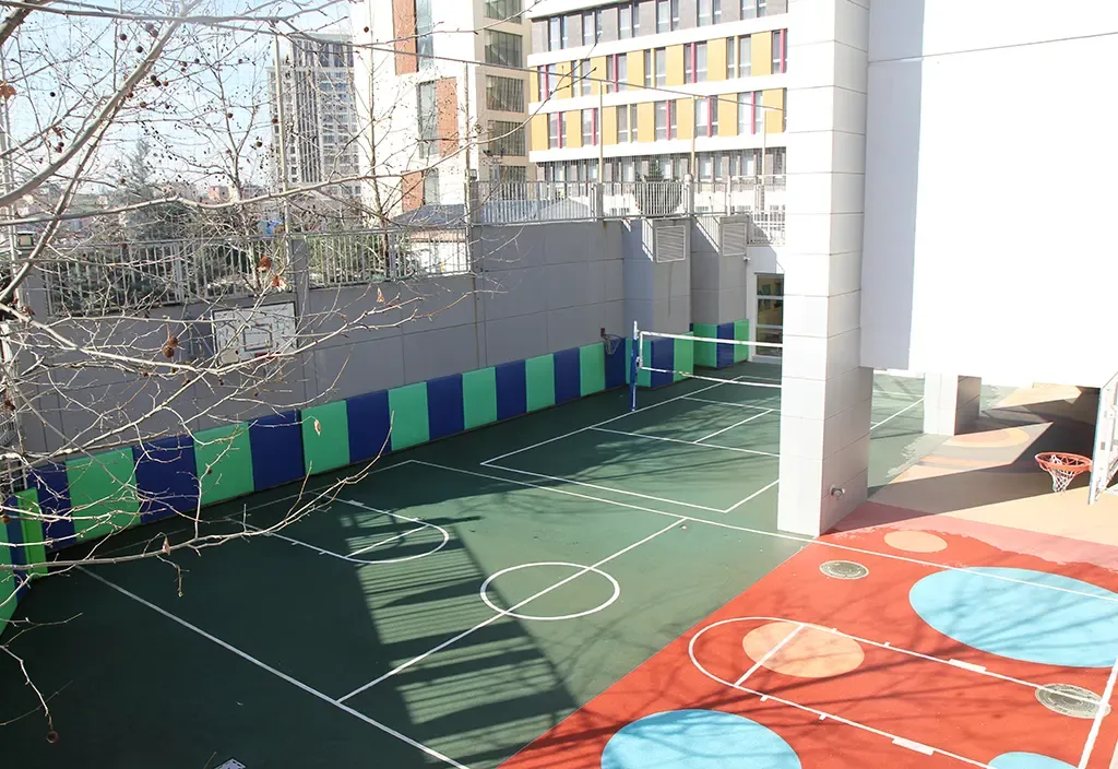 Burcak Eyuboglu Bati Atasehir Primary and Middle School