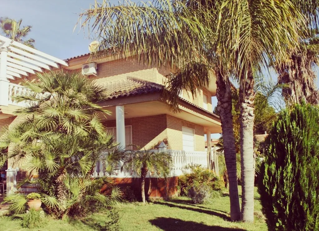 La Enredadera Vivencial School