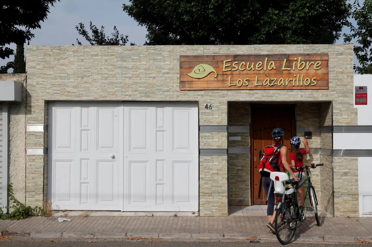 Escuela Libre Los Lazarillos